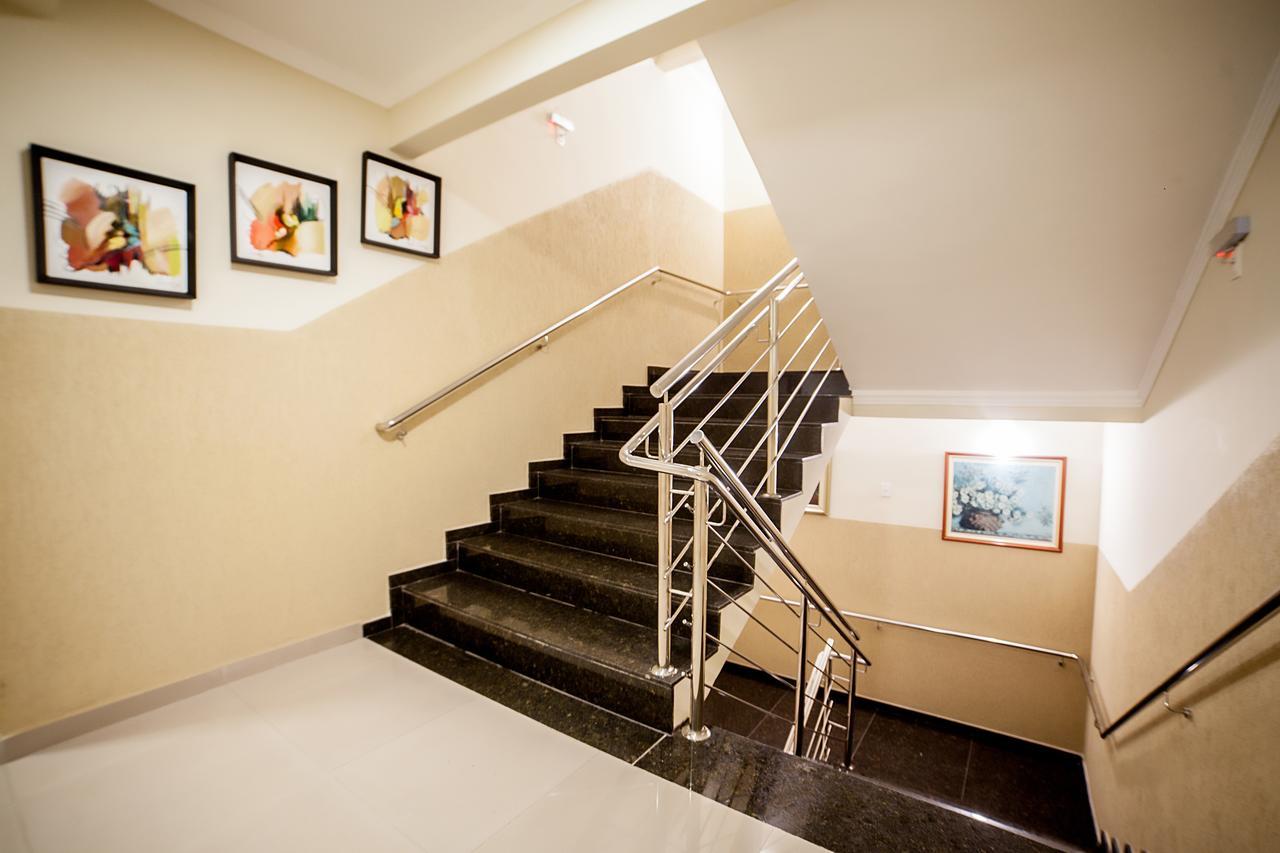 Apoema Hotel Cuiabá Buitenkant foto